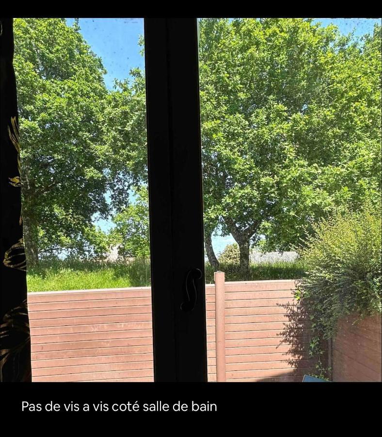 Chez Marinette Bed & Breakfast Langoelan Dış mekan fotoğraf